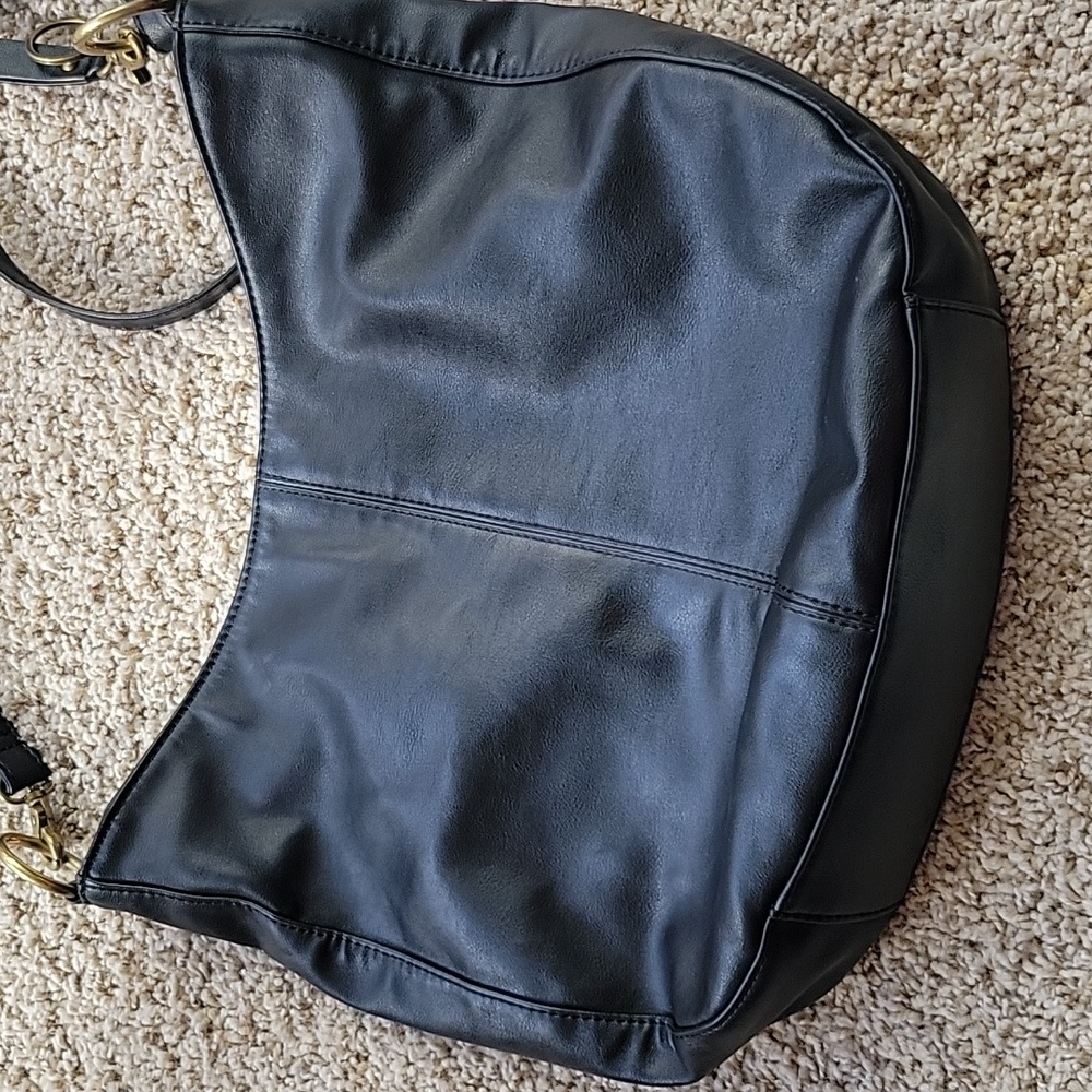 FRYE AND CO. BLACK CROSSBODY PURSE - Picture 2 of 11